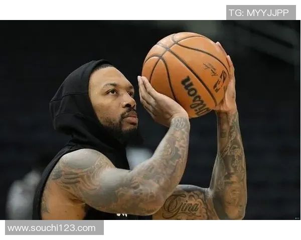 开拓者逆转掘金：利拉德狂砍30+，上演逆转奇迹